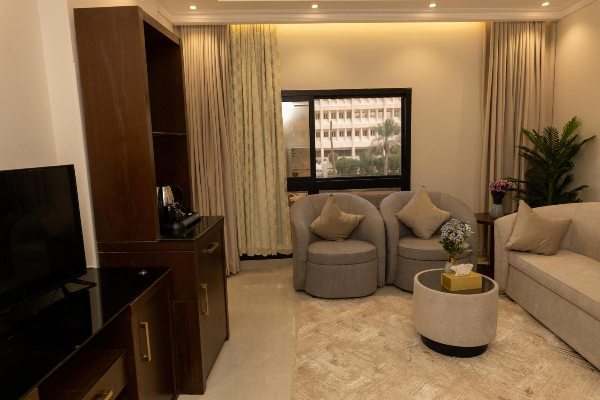 Burj Al Hayat Furnished Suites - Al Malaz Riyadh Exterior photo